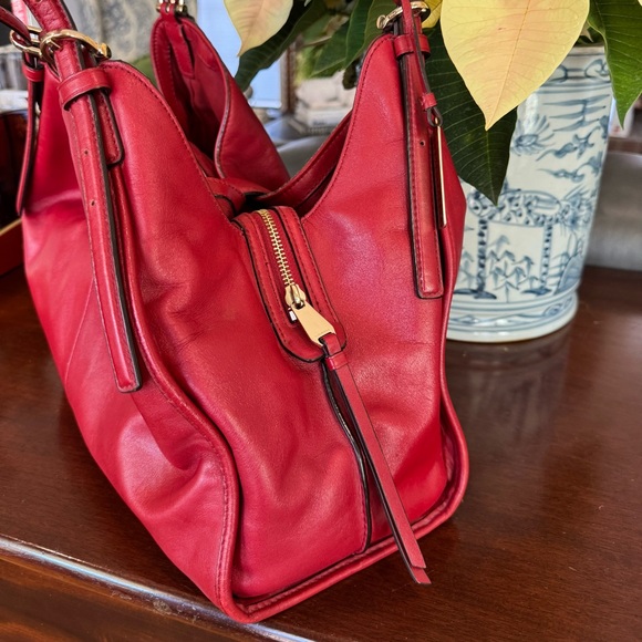 COACH Madison Carlyle Bag in Red - Picture 5 of 8